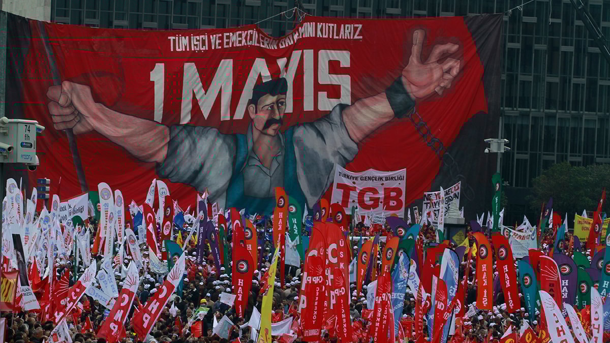 AYM’yi dinleyin Taksim'i işiçiye açın