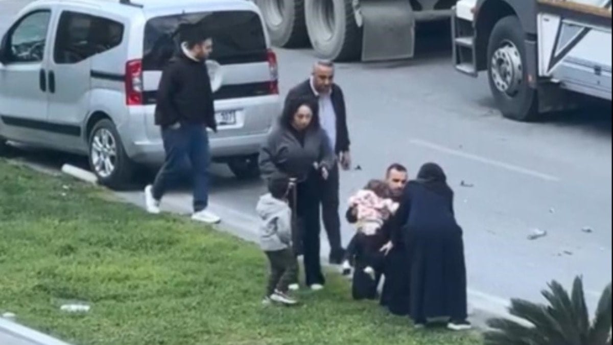 Kağıthane'de can pazarı: Kucağındaki bebeğiyle sinir krizi geçirdi!