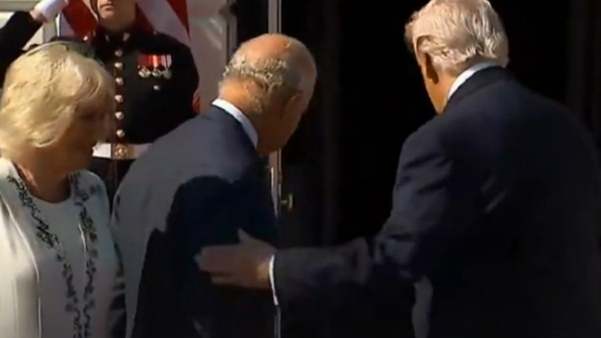 Beyaz Saray'da kraliyet krizi! Trump protokolü hiçe saydı