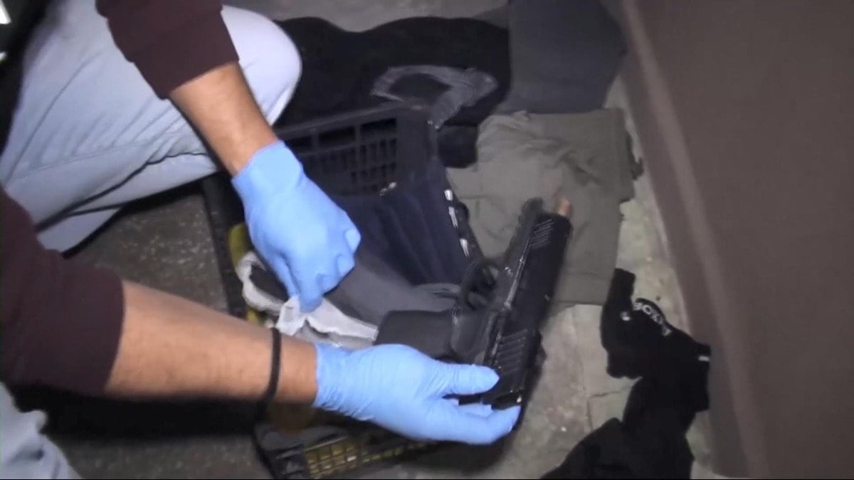 İstanbul'da dev uyuşturucu operasyonu: 3 ilçede eş zamanlı baskın, 3 gözaltı