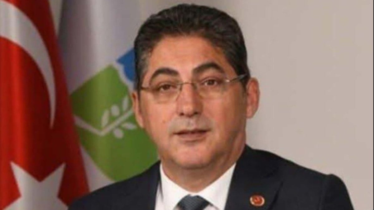 Burhaniye Belediye Başkan Yardımcısı görevinden istifa etti