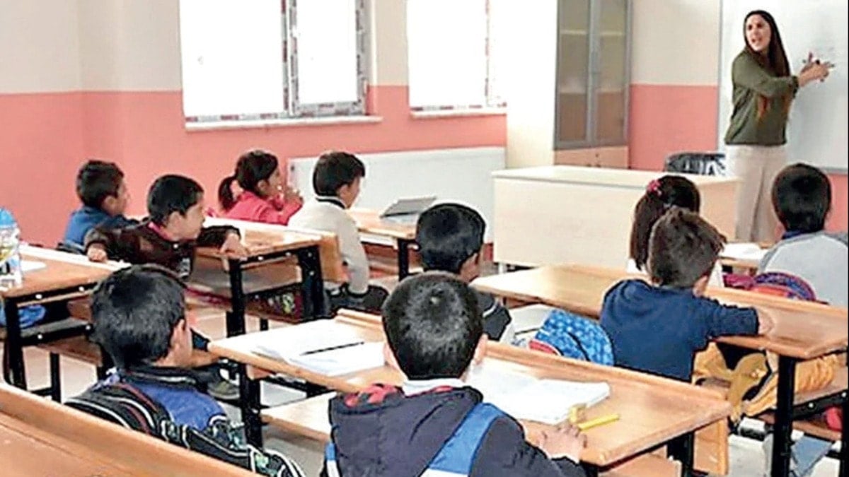 Suriyeli okullarında AB desteği fonlarla güvenlik görevlileri var