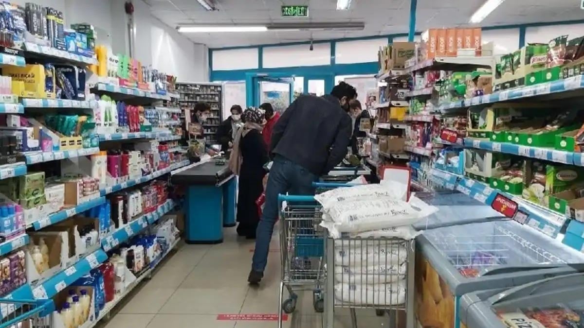 Türkiye'nin dev market zinciri satılıyor: İşte yeni sahibi