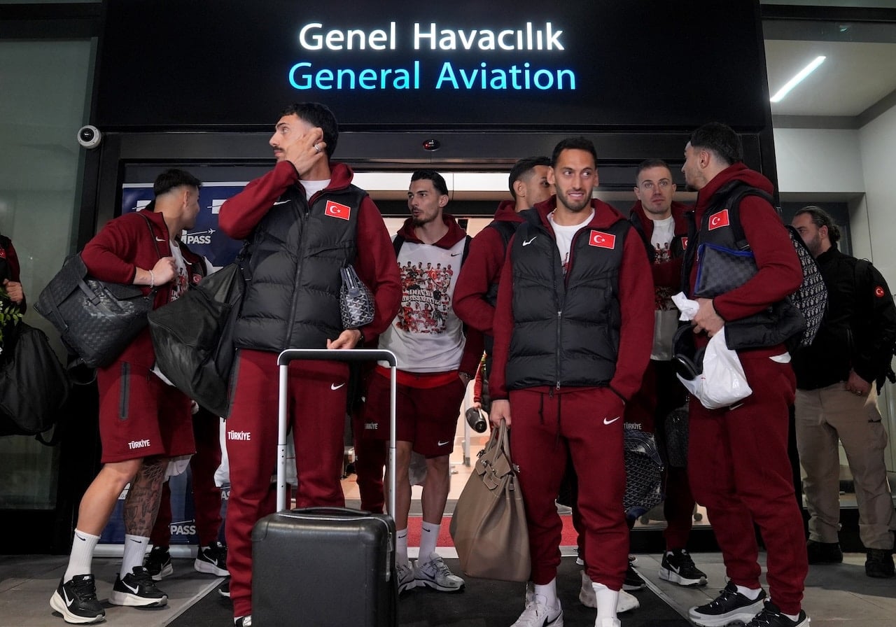 Milli Takım yurda döndü! 'Başarmamız gerekiyor'