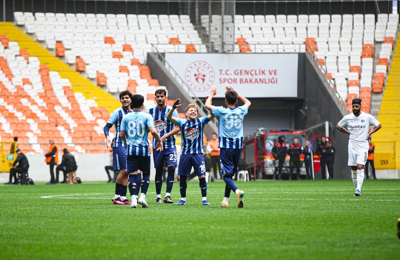 Adana Demirspor’dan bu sezon bir ilk