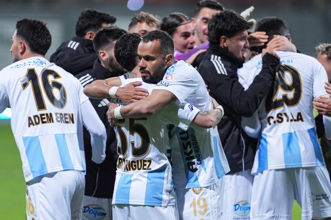 Erzurumspor Süper Lig'e çıkmayı garantileyebilir