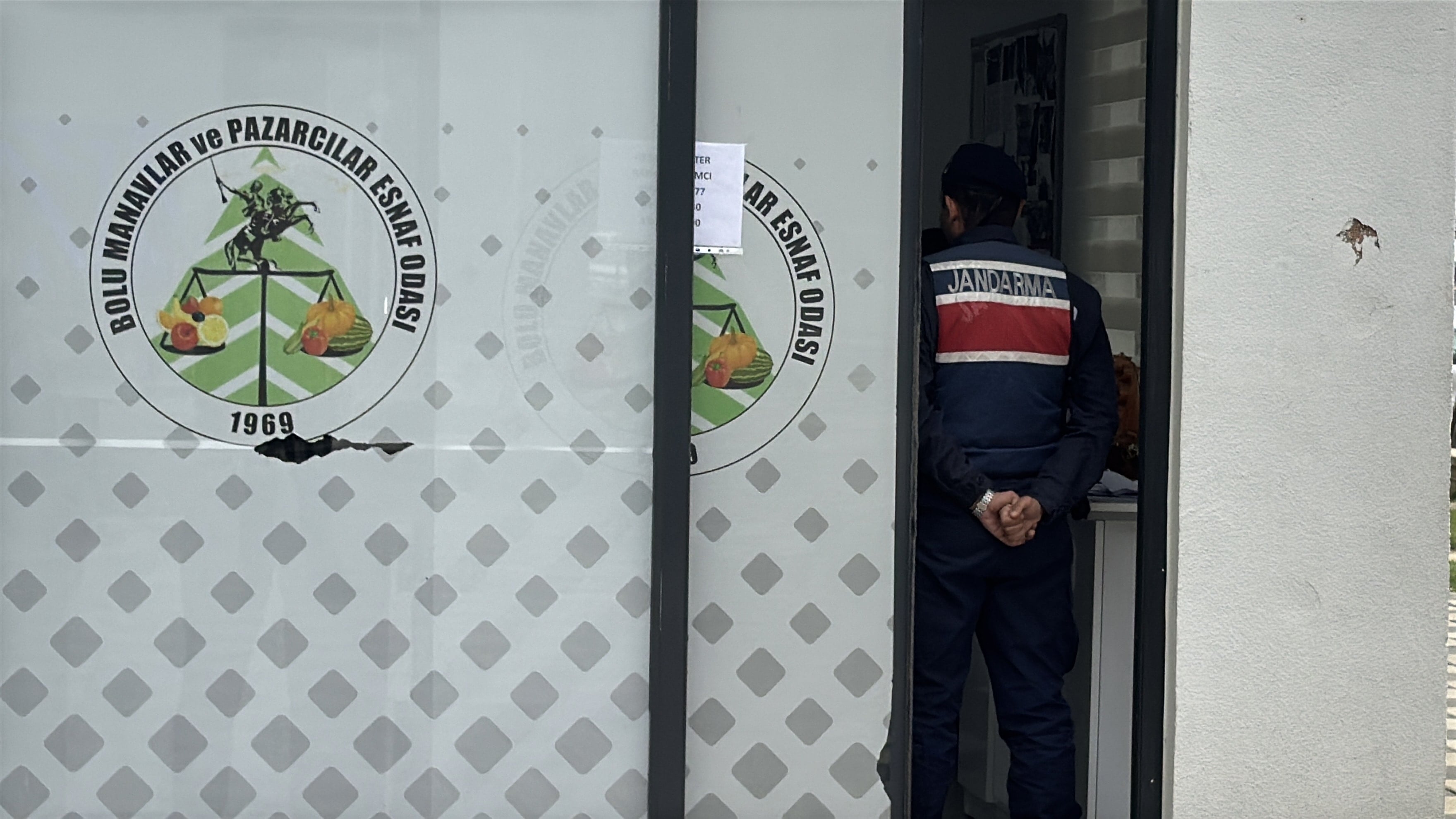 Bolu'da rüşvet operasyonu: Üç kişi gözaltına alındı