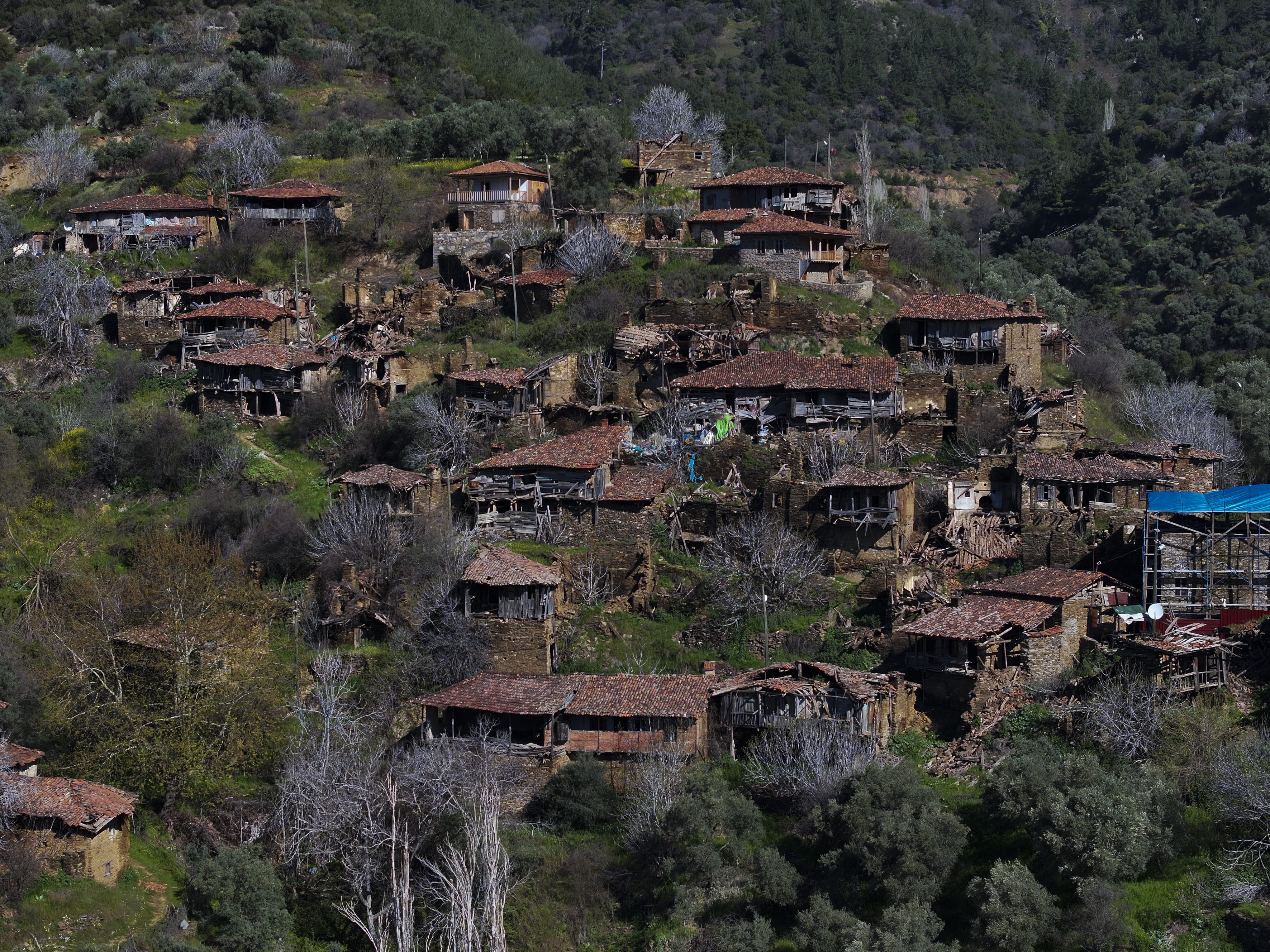 Türkiye'nin hayalet köyü yeniden canlandırılacak: Şu an sadece 3 aile yaşıyor
