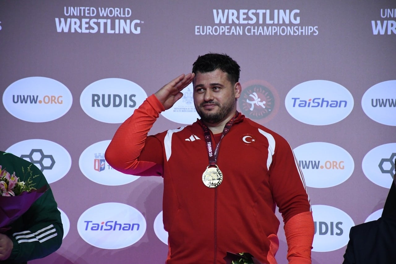 Rıza Kayaalp tarihe geçti