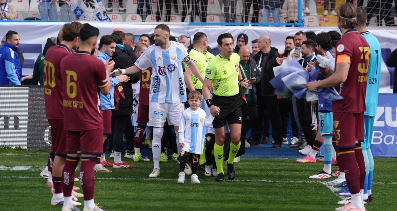 İşte futbol, işte centilmenlik! Derbi öncesi Erzurum’da örnek hareket