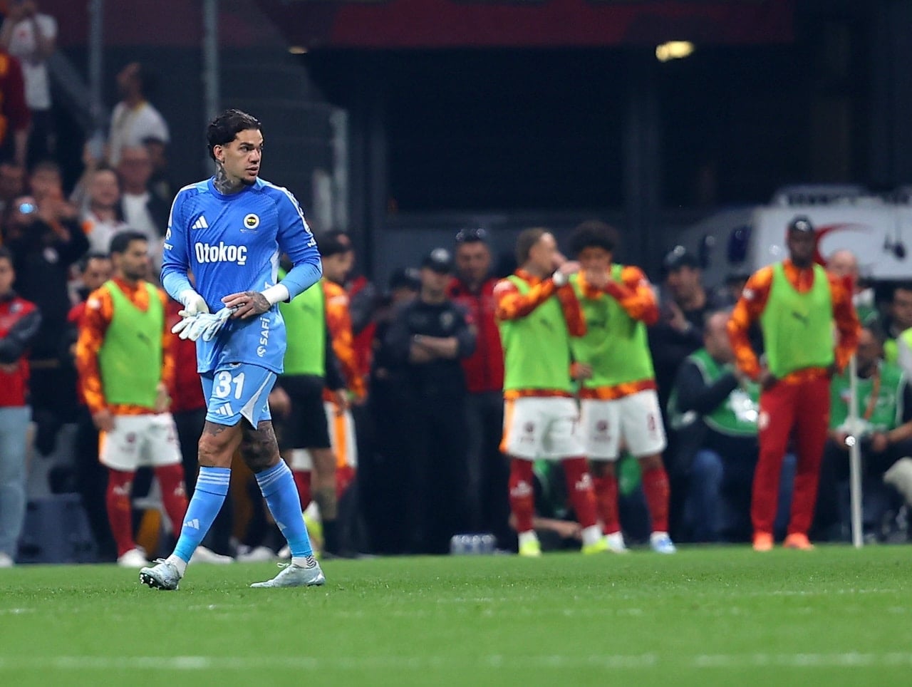 Herkes kadro dışı bekliyordu! Ederson'un cezası belli oldu