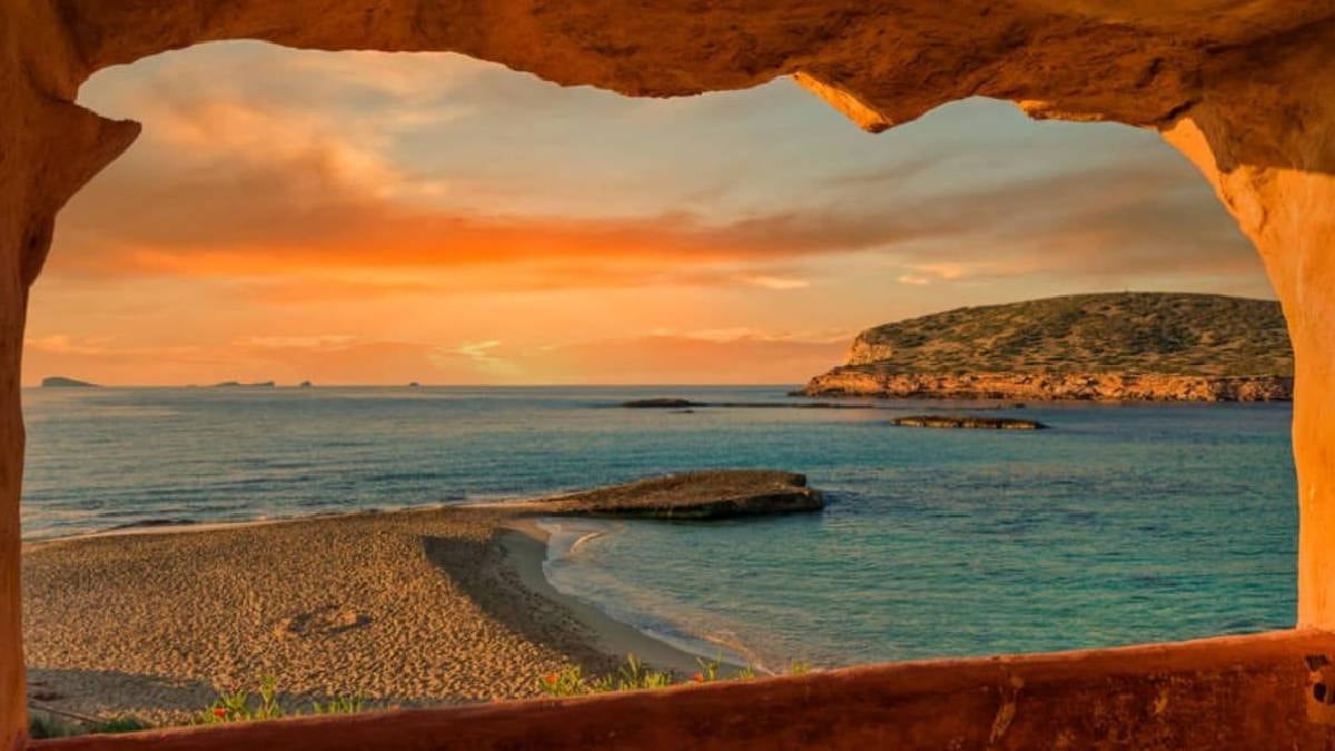 Dünyanın dört bir yanından insanların toplandığı ada: Gerçek sonunda ortaya çıktı