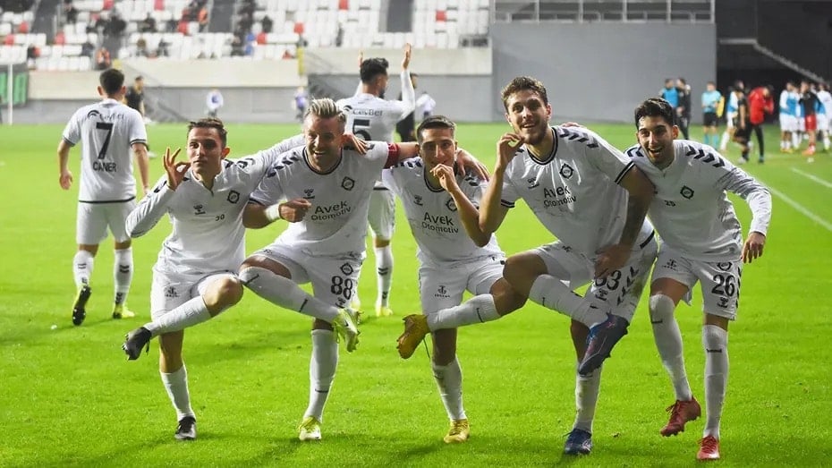 Altay kader maçına çıkıyor! Amatör Lig'e düşebilir