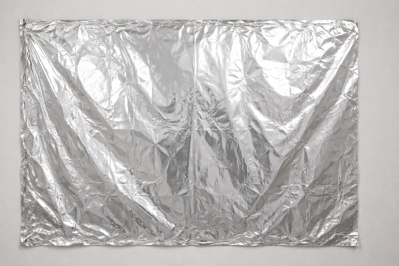 İşte bu yüzden duvarınıza alüminyum folyo yapıştırıp 24 saat beklemeniz gerekiyor