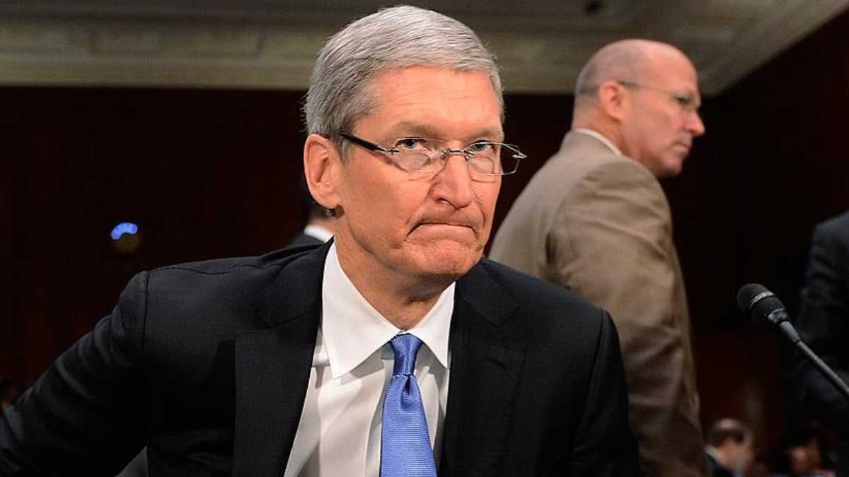 Apple'da CEO değişikliği: Yerine geçecek isim belli oldu