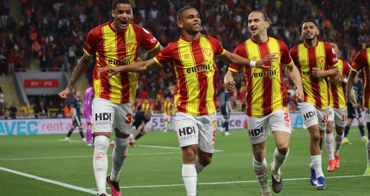 Göztepe'nin yıldızı rekor kırdı! 16 saniyede ateşe attı