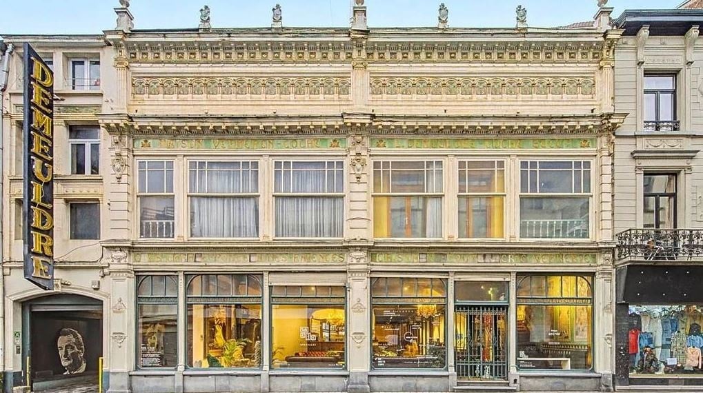 Bir zamanların gözde porselen fabrikası satışa çıkarıldı!