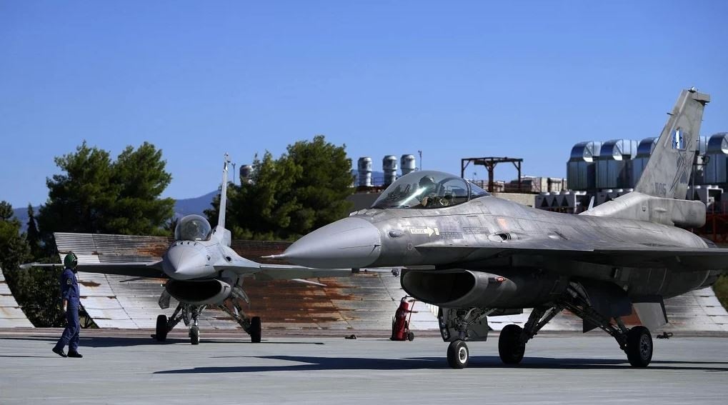 Komşu ülke 50. F-16'yı envanterine soktu