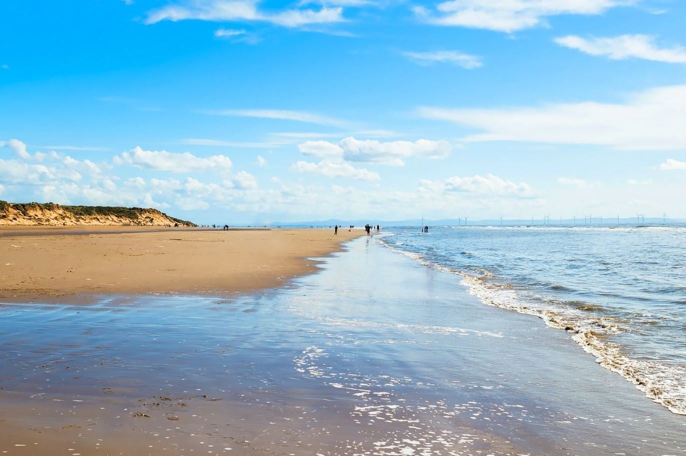 Dünyaca ünlü sahilin ortasına 70 katlı gökdelen dikecekler