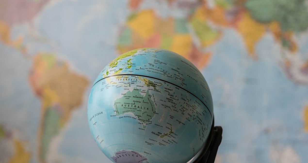 Üç tane başkenti olan o ülkede tam 12 resmi dil konuşuluyor