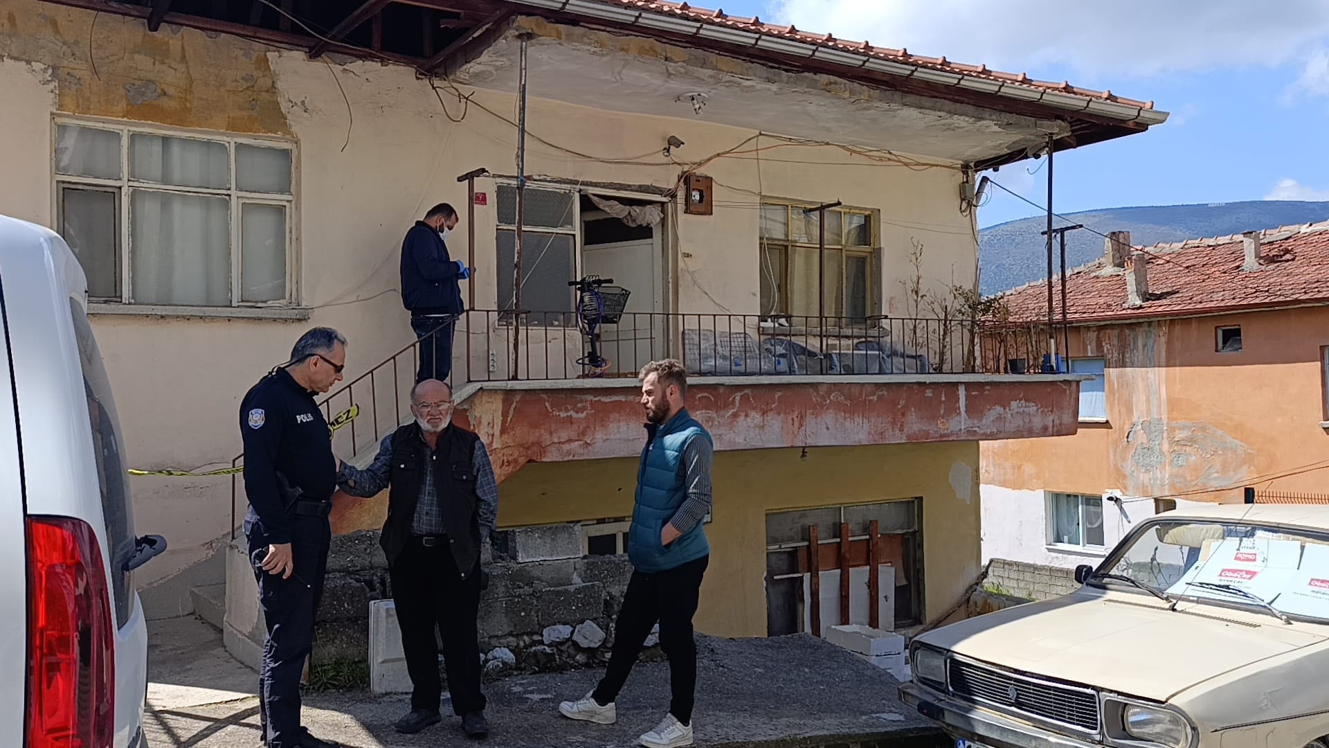 11 yıl sonra aynı evde ikinci facia! Bir aile yok oldu