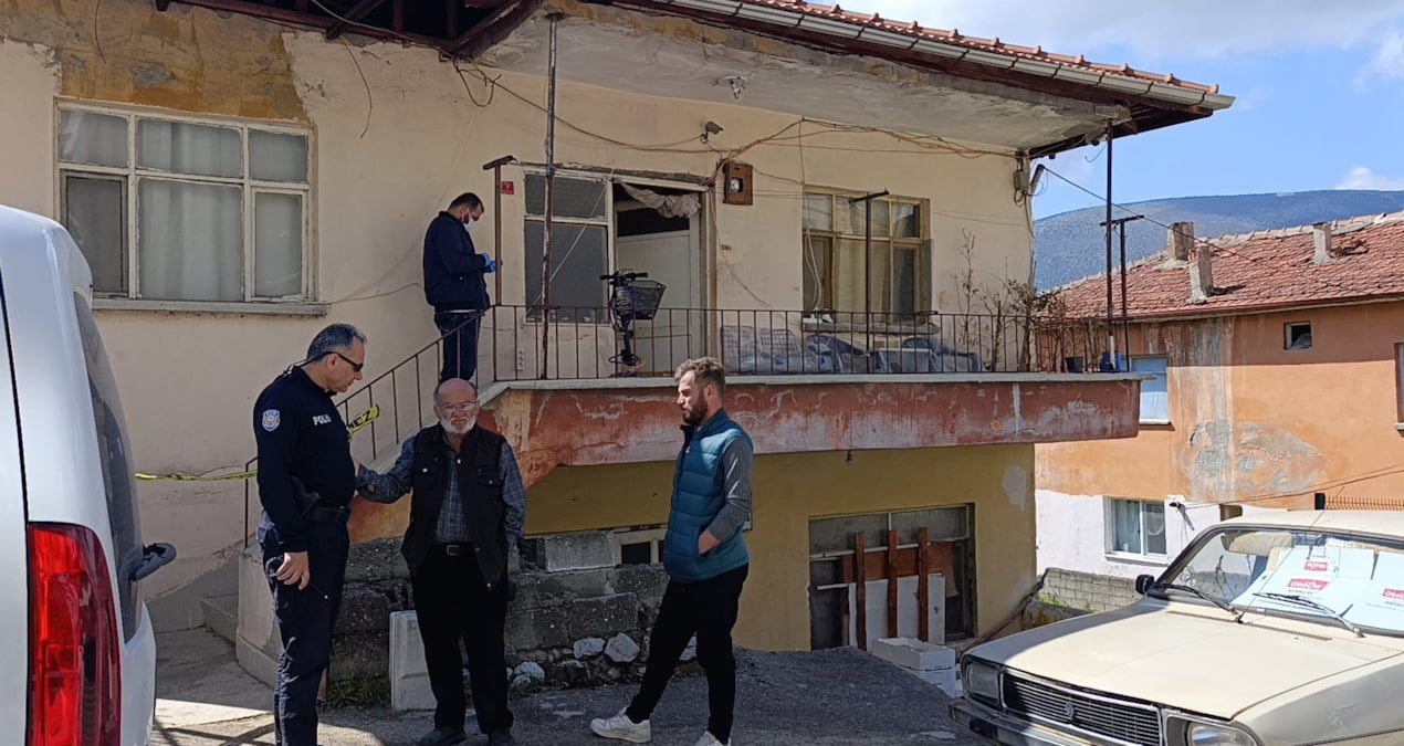 11 yıl sonra aynı evde ikinci facia! Bir aile yok oldu