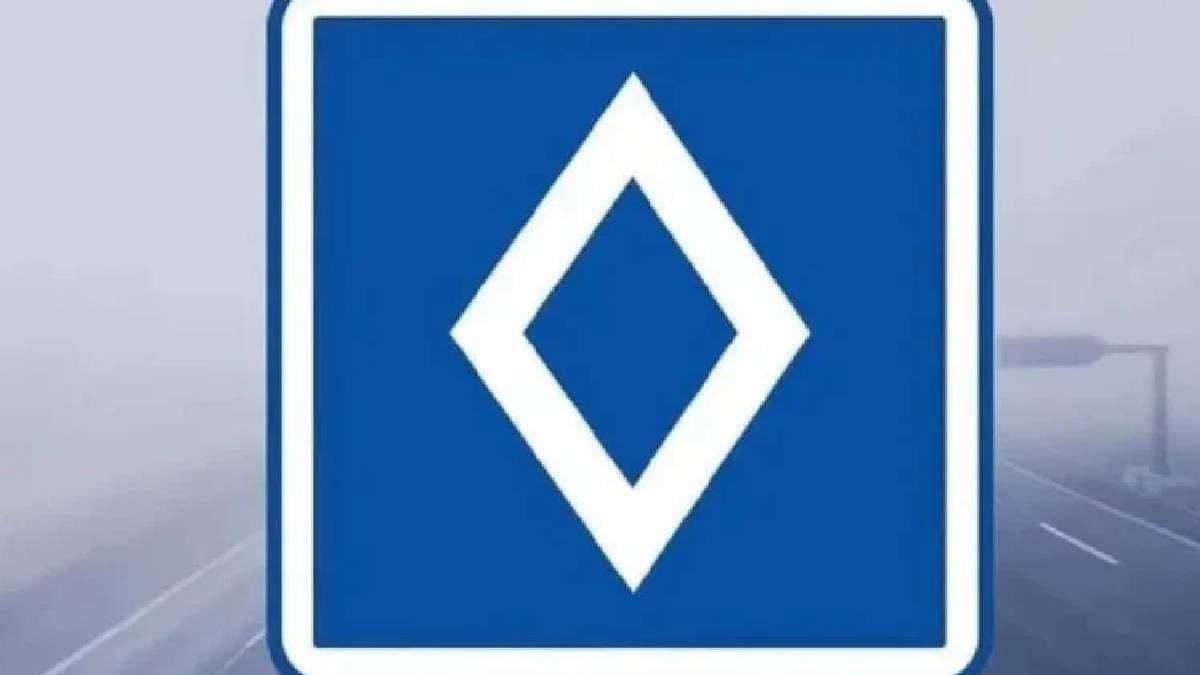 Baklava dilimli trafik tabelası bir ülkede daha kullanılmaya başlandı