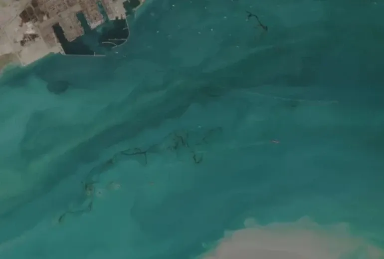 Basra Körfezi'nde petrol sızıntısı alarmı: 'Acil durum' uyarısı!