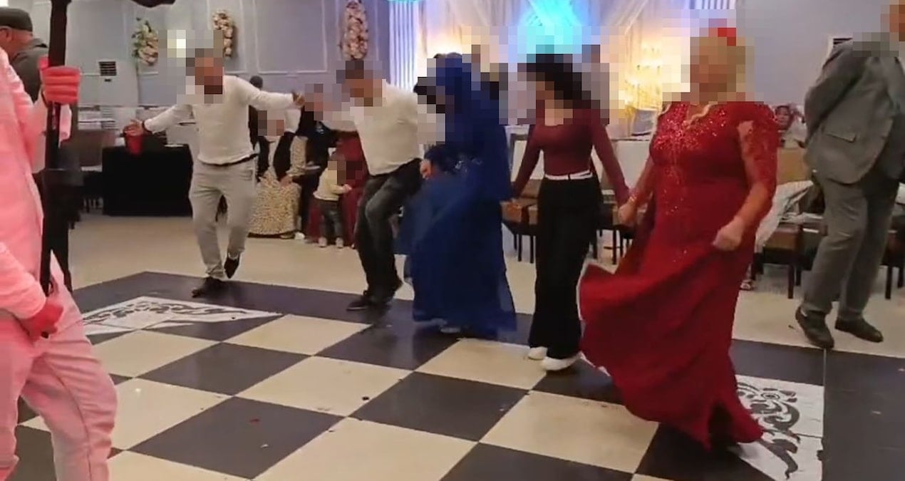 Bursa'da akılalmaz olay: Boşanma aşamasında olduğu eşinin altınlarıyla sevgilisine düğün yaptı