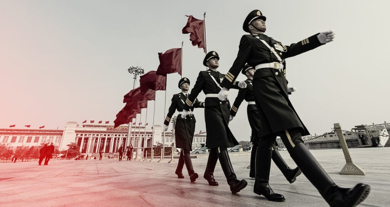 Dünya "son savaşın" eşiğinde: Ya tam özgürlük ya tam komünizm!