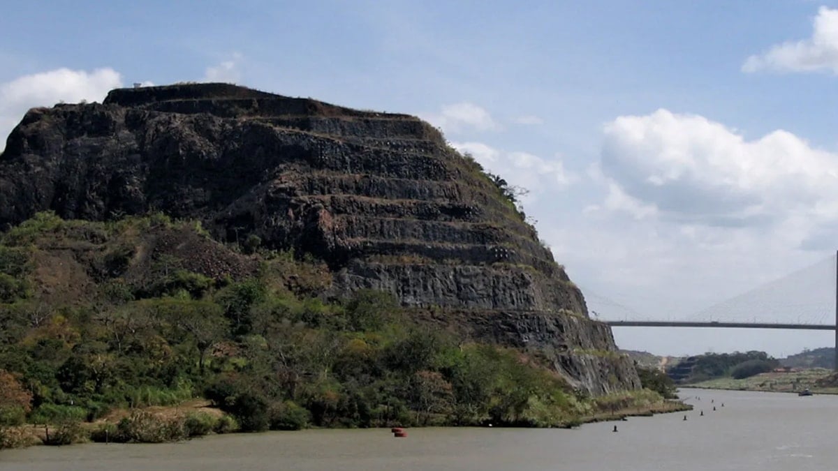 Dağları dilim dilim kesip okyanusları birleştirdiler