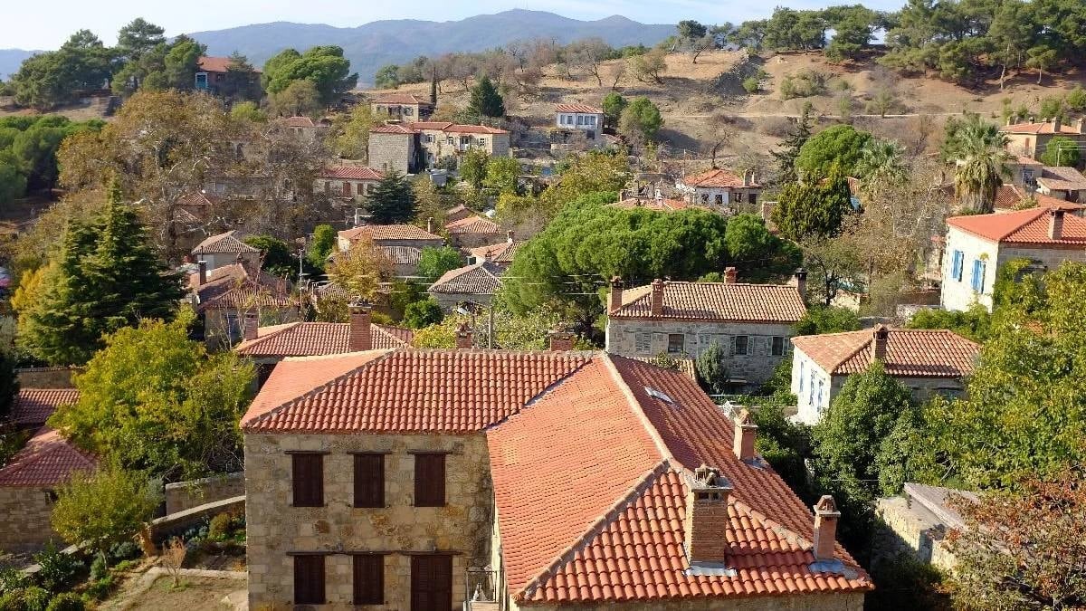 Dünya bu Türk köyünü konuşuyor: Rakiplerini tek tek eledi