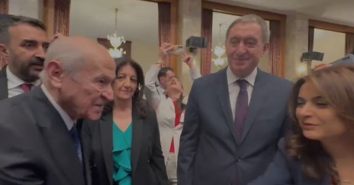 Bahçeli, DEM'lilerle sohbet etti