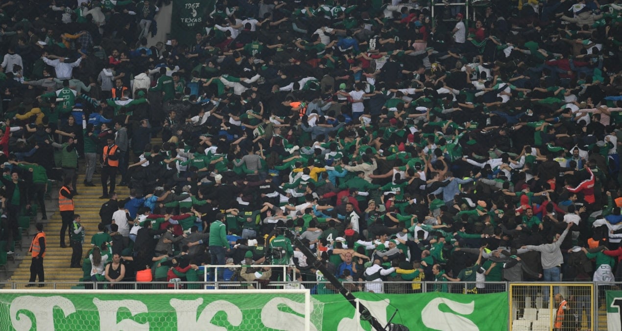 Tribünler bir anda patladı: Teksas'tan CHP'li başkana destek