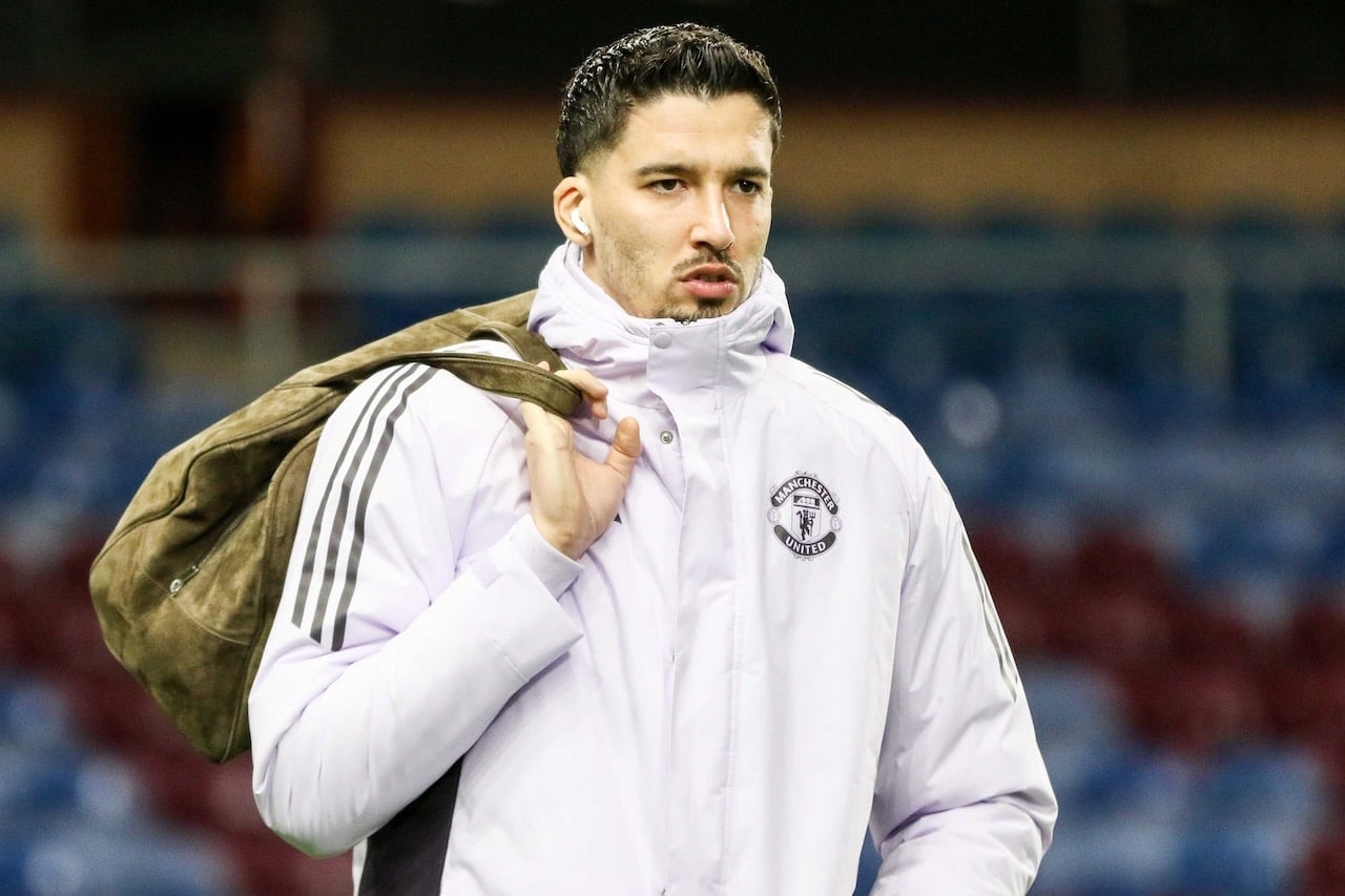 Altay Bayındır Türkiye'ye geri dönüyor! İngiliz basını döneceği kulübü açıkladı