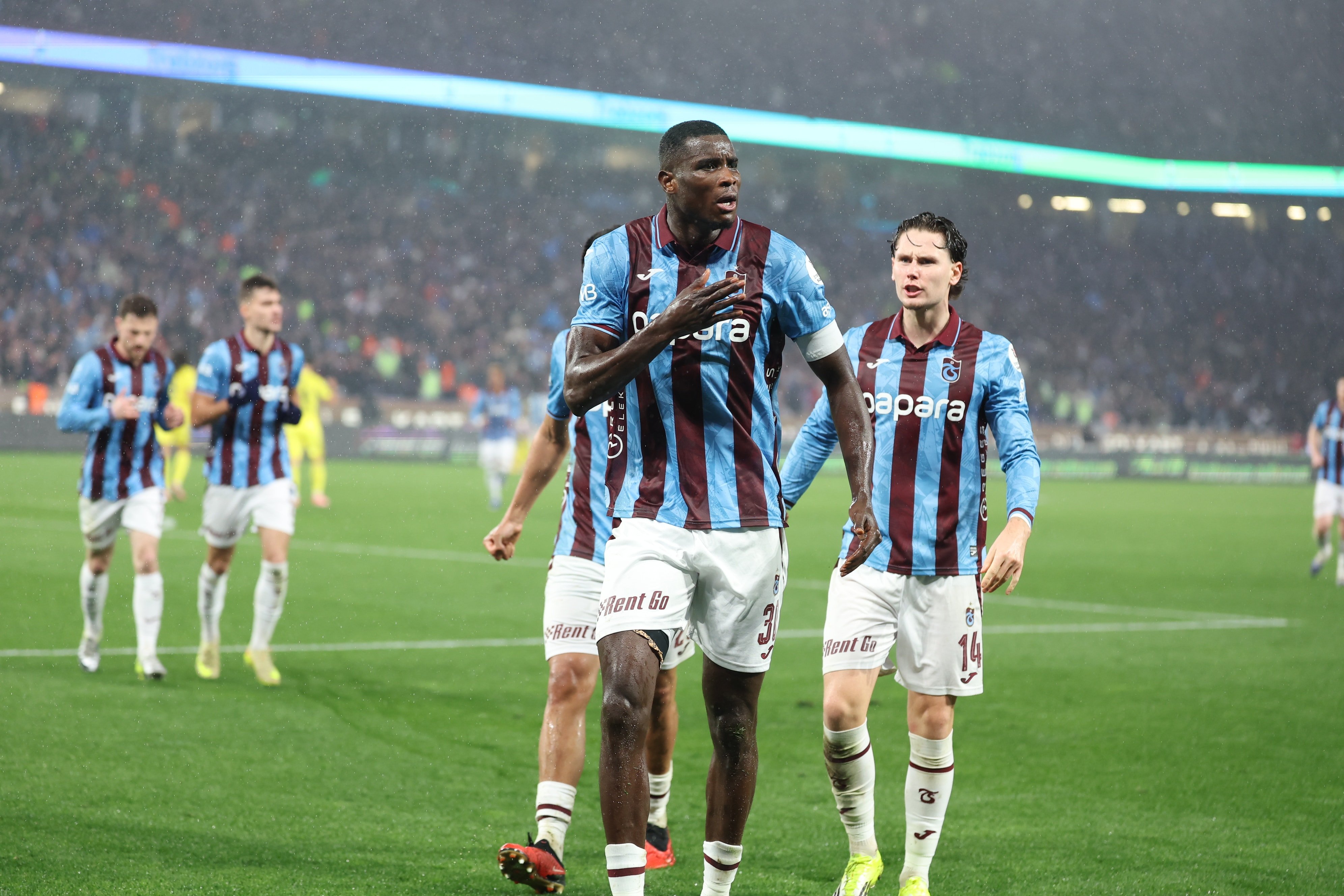 Onuachu rekorun 3 gol uzağında