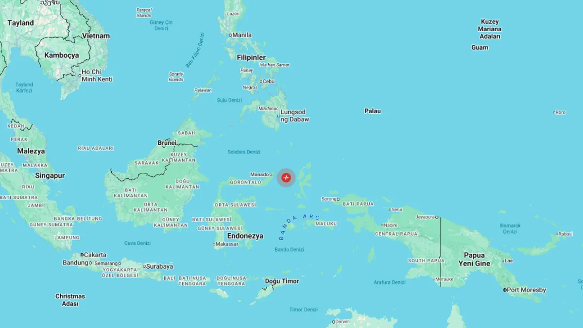 Endonezya'da 7.8 büyüklüğünde deprem