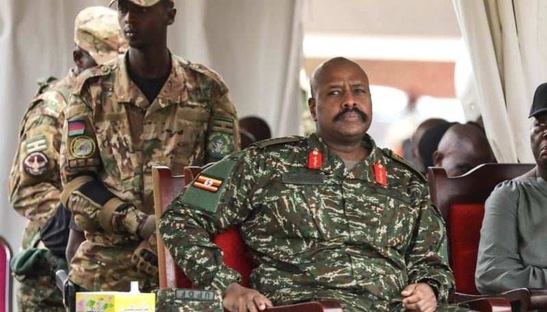 Ugandalı general Türkiye'ye kafayı taktı: 'Türkler yerine Çinlilere verelim'