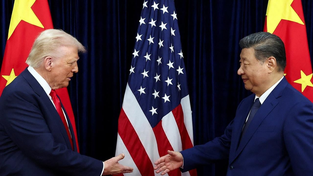 Trump, Çin'i Hürmüz Boğazı üzerinden tehdit etti: Yakalarsak ağır vergi uygulayacağız