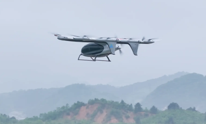 Kuryelere rakip çıktı: 2 tonluk dev drone çay teslimatı yaptı