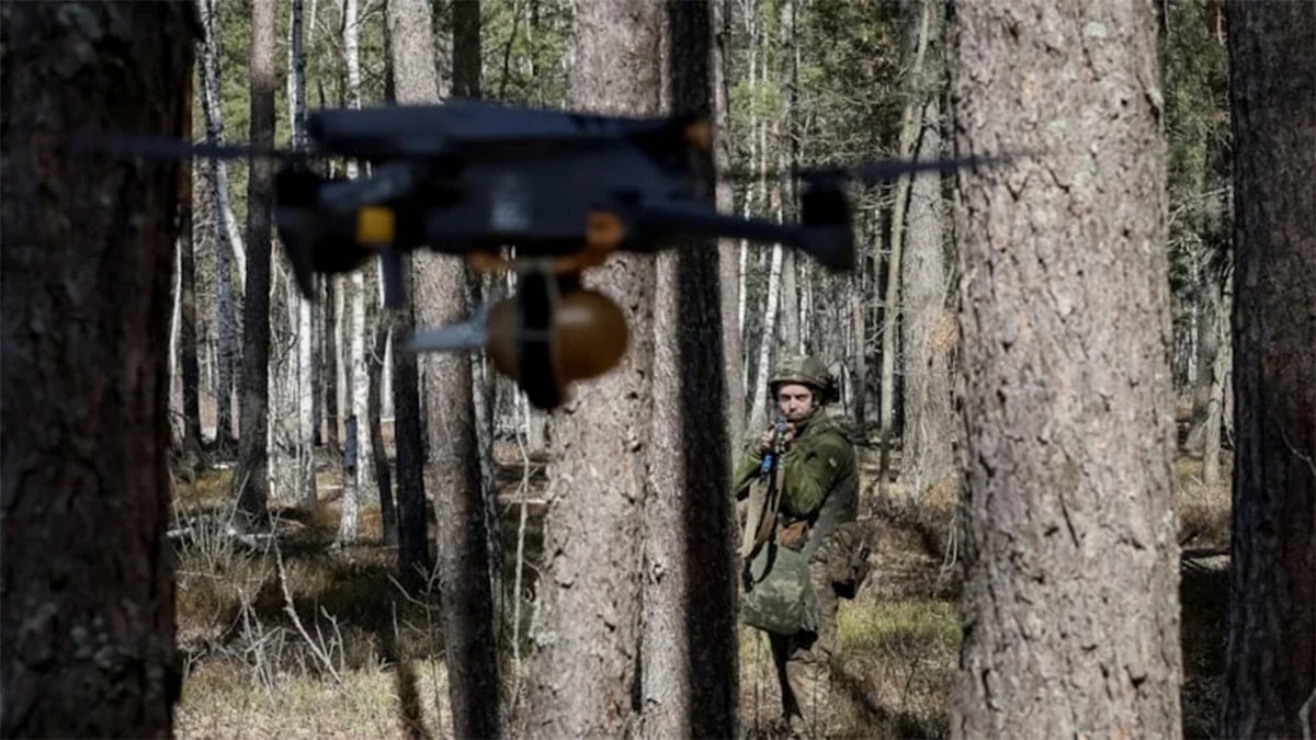 Hollanda ordusuna 600 dron uzmanı alacak