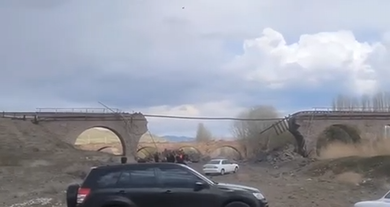 Trump 'bir medeniyet yok olacak' dedi: İran'ın 'yasaklı adası' vuruldu