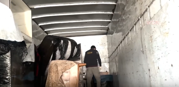 Van'da 74 kilo uyuşturucu madde yakaladılar