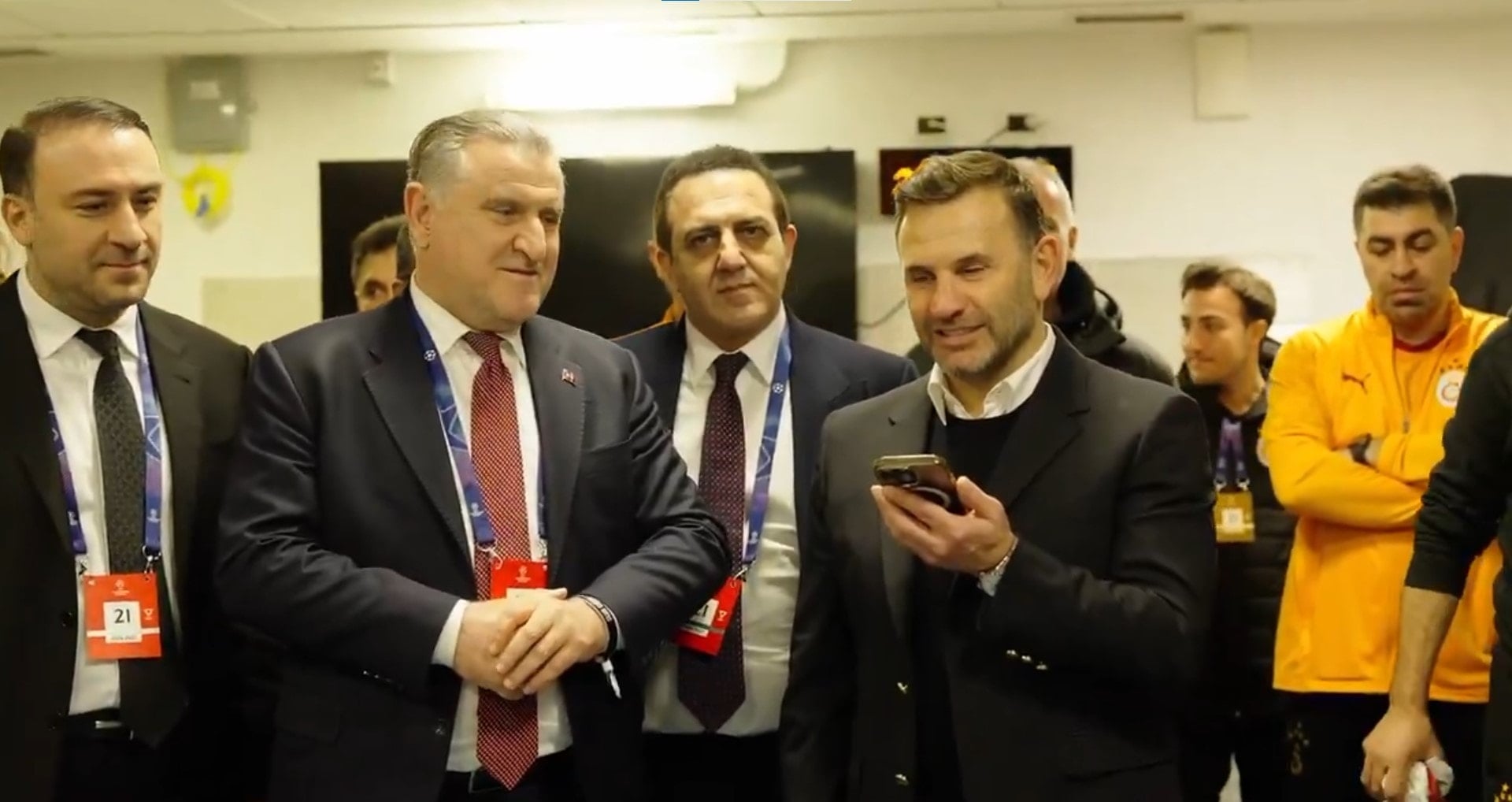 Spor Bakanı'nın G.Saray açılışındaki sözleri F.Bahçelileri kızdırdı