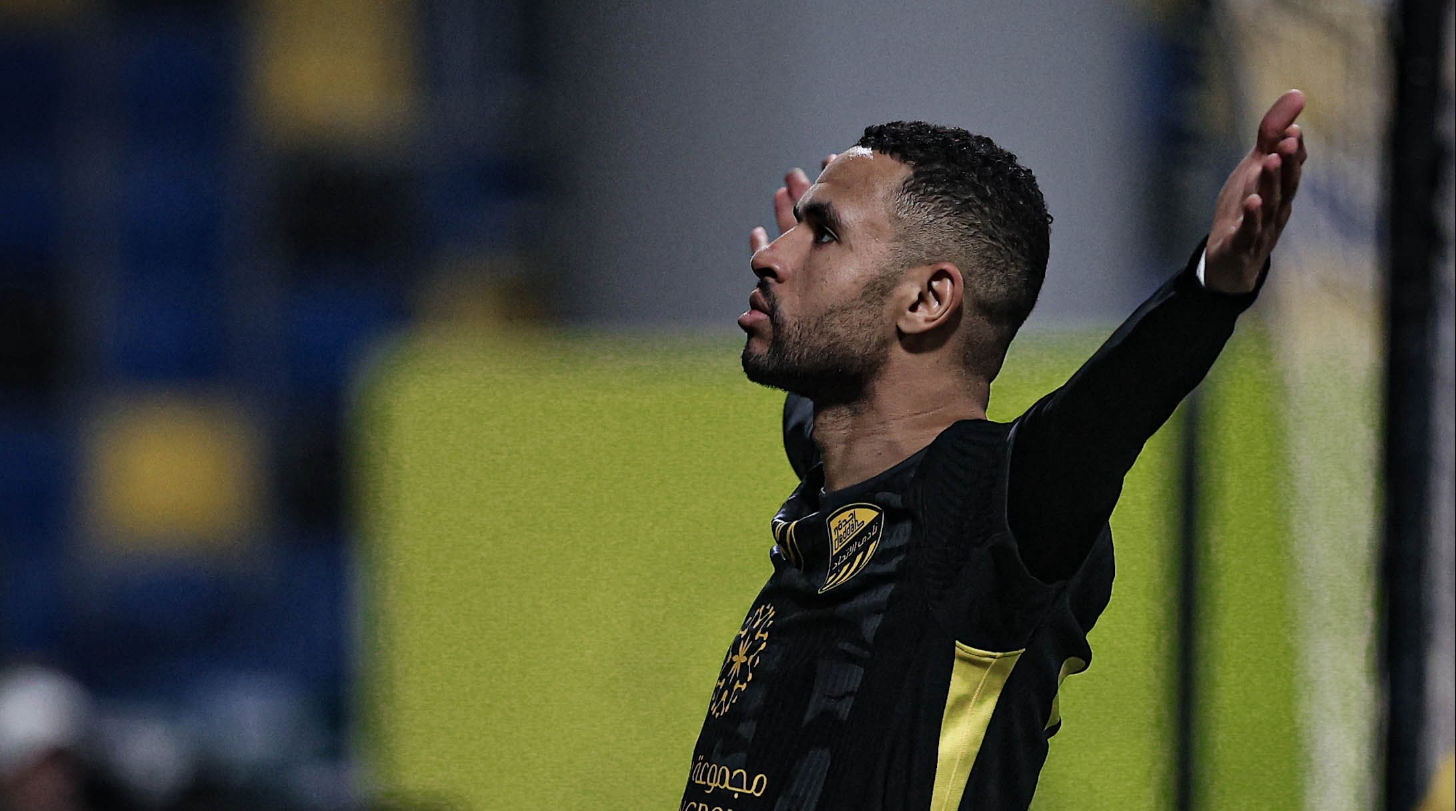 En Nesyri, Arabistan'da şov yapıyor