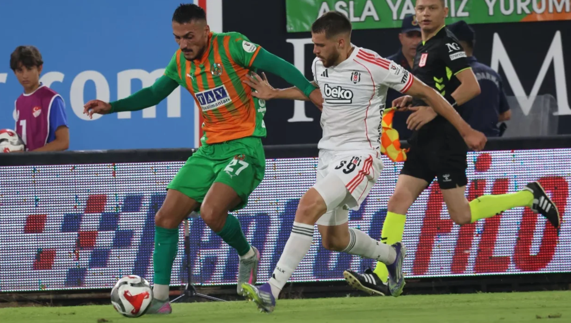 Alanyaspor'da İbrahim Kaya adından söz ettiriyor