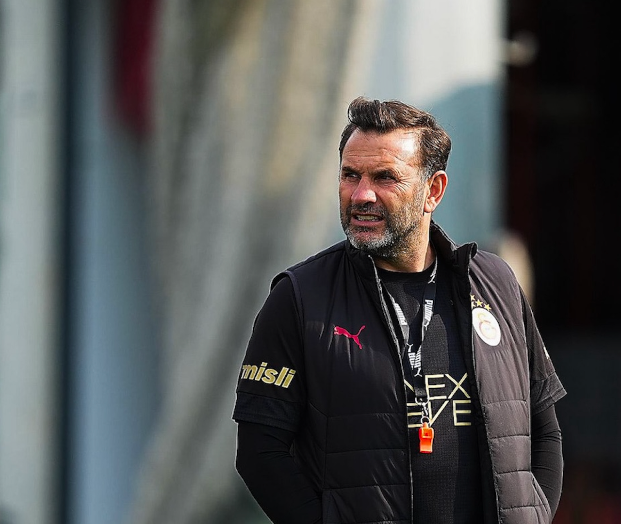 Kol’u bırak gole bak! Okan Buruk’tan kesin emir