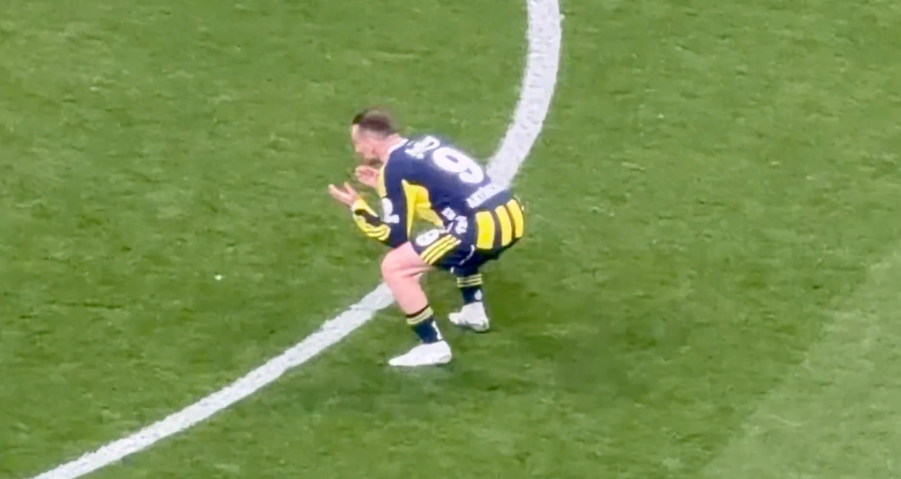 Kerem Aktürkoğlu’nun derbiye damga vuran hareketleri