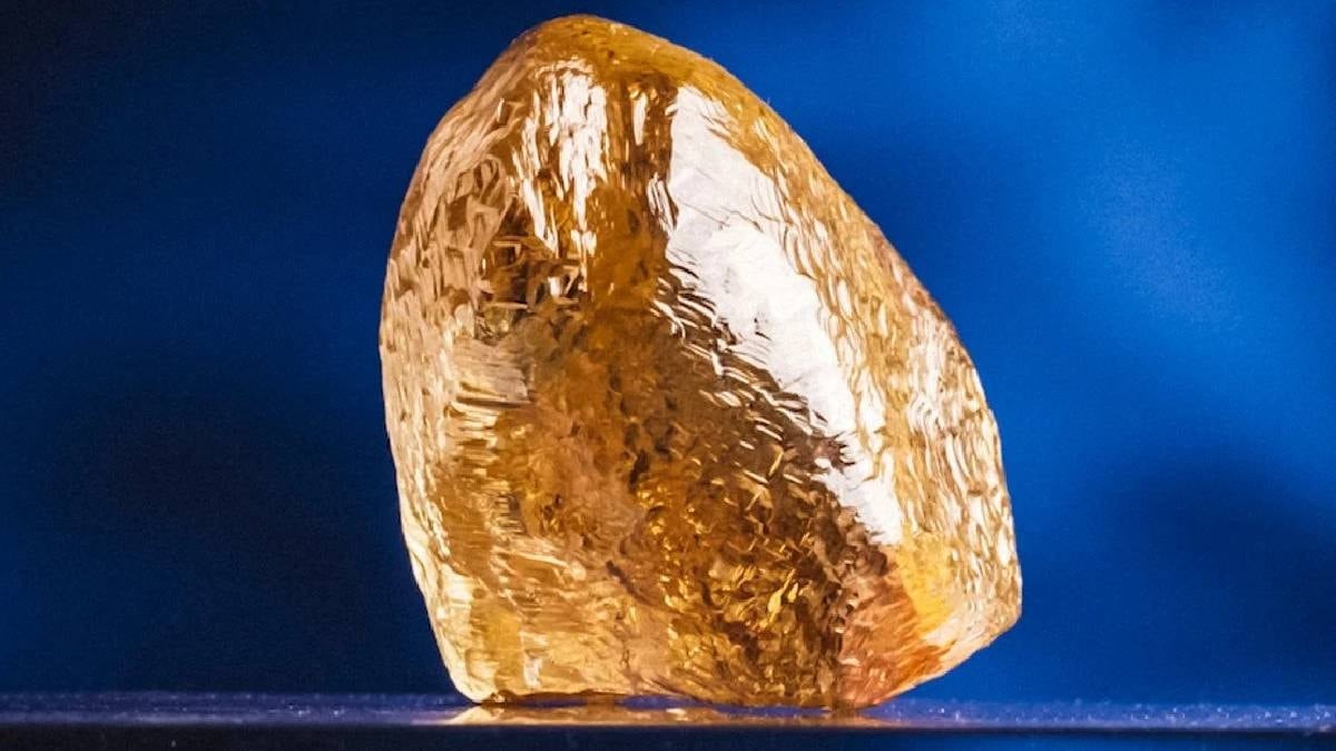 Kapanan maden ocağında devasa sarı elmas bulundu: Bir ilk