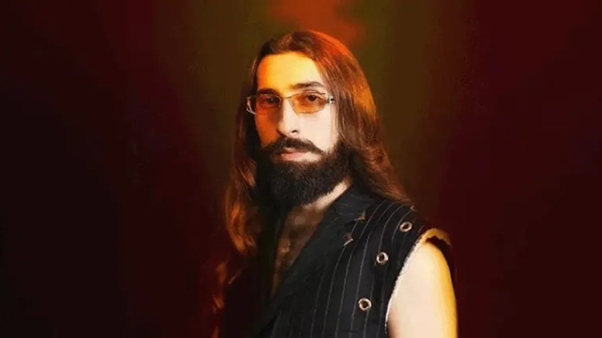 Gözaltına alınmıştı; şarkıcı Emre Fel'den ilk açıklama